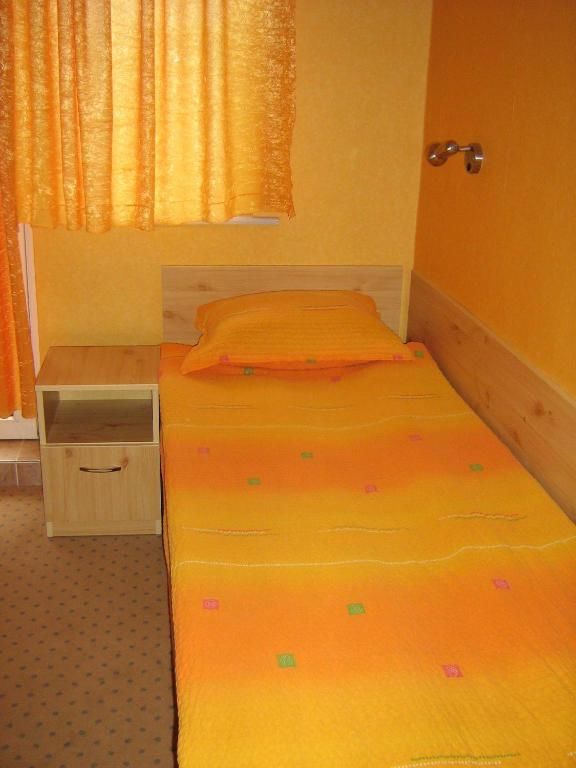 Отель Hotel Maritsa Lyubimets